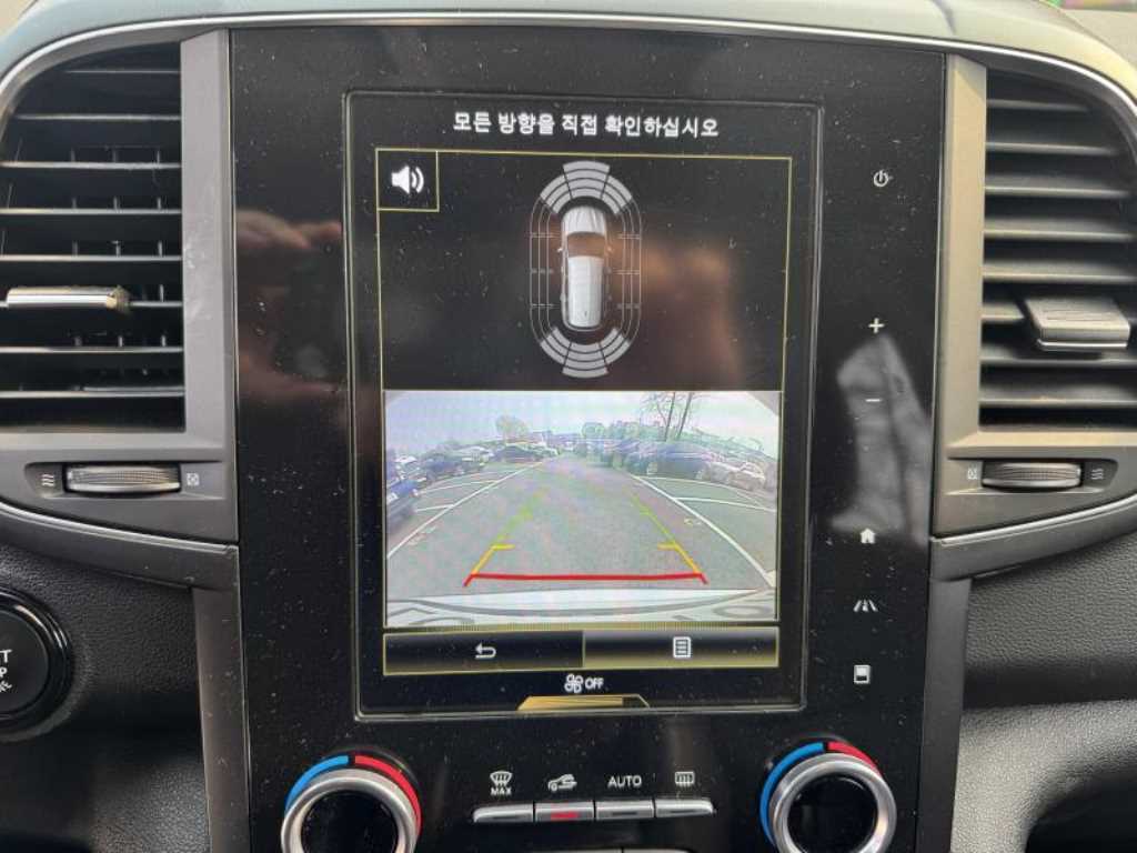 SAMSUNG QM6 - Vista 10