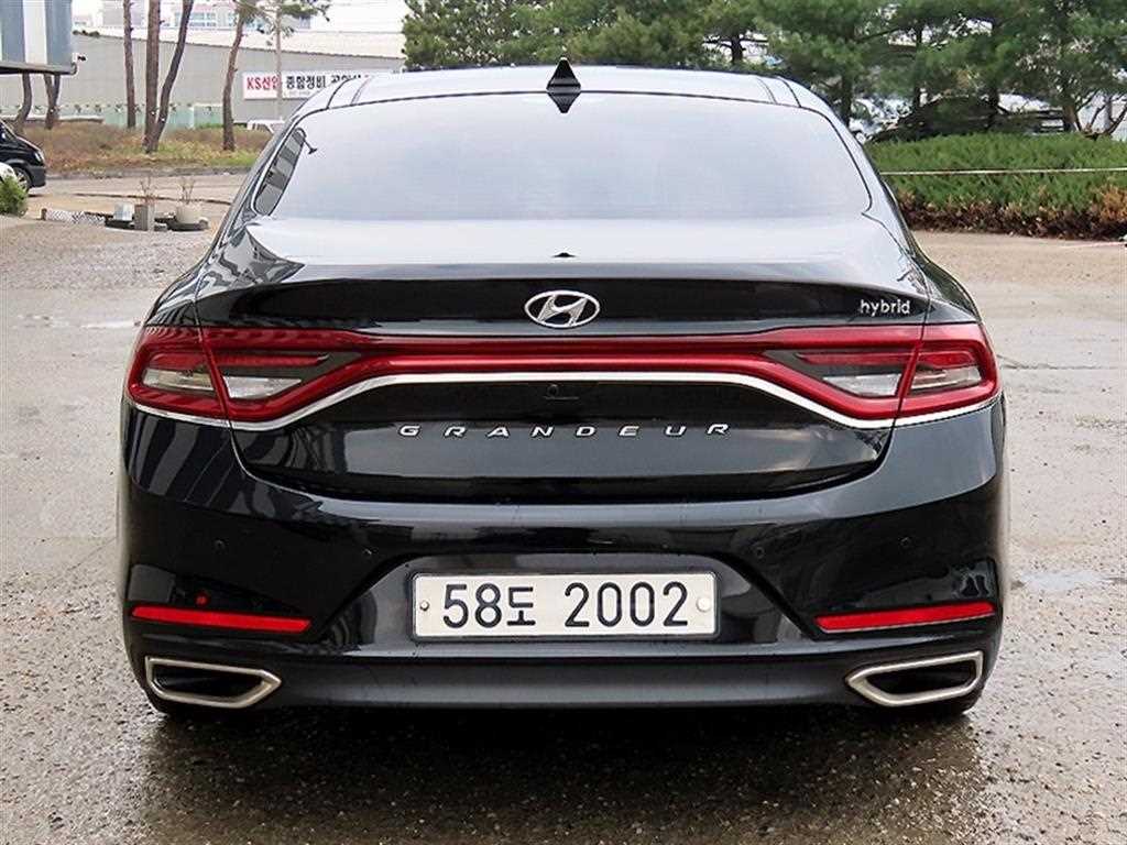HYUNDAI Grandeur - Vista 4