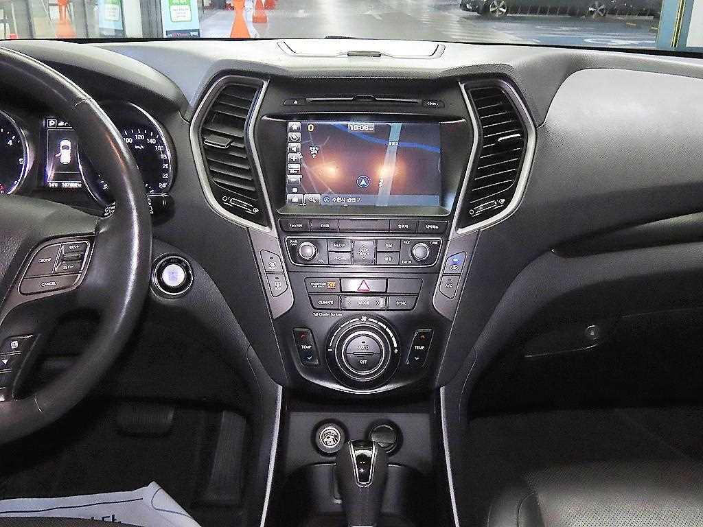 HYUNDAI Santa Fe - Vista 11