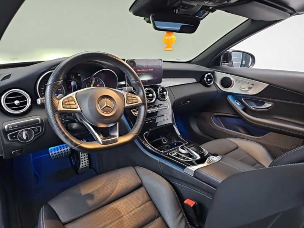 Mercedes Benz C Class - Vista 5