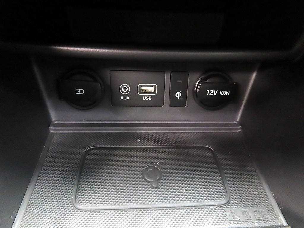 HYUNDAI Kona - Vista 12