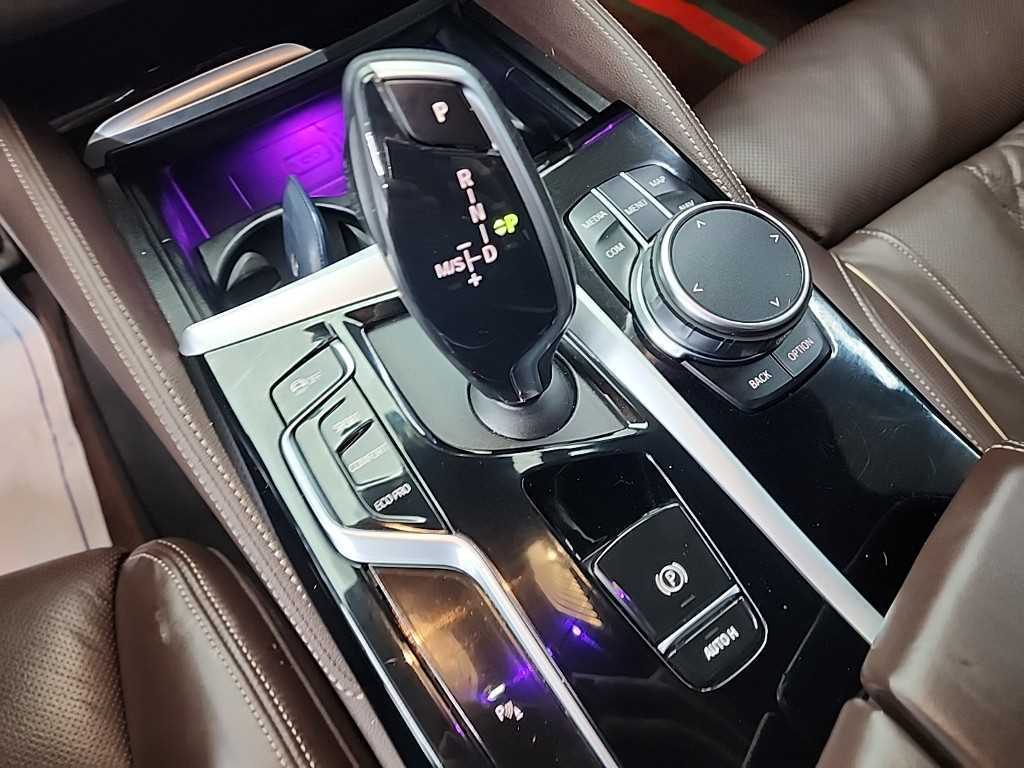 BMW 5 Series - Vista 8