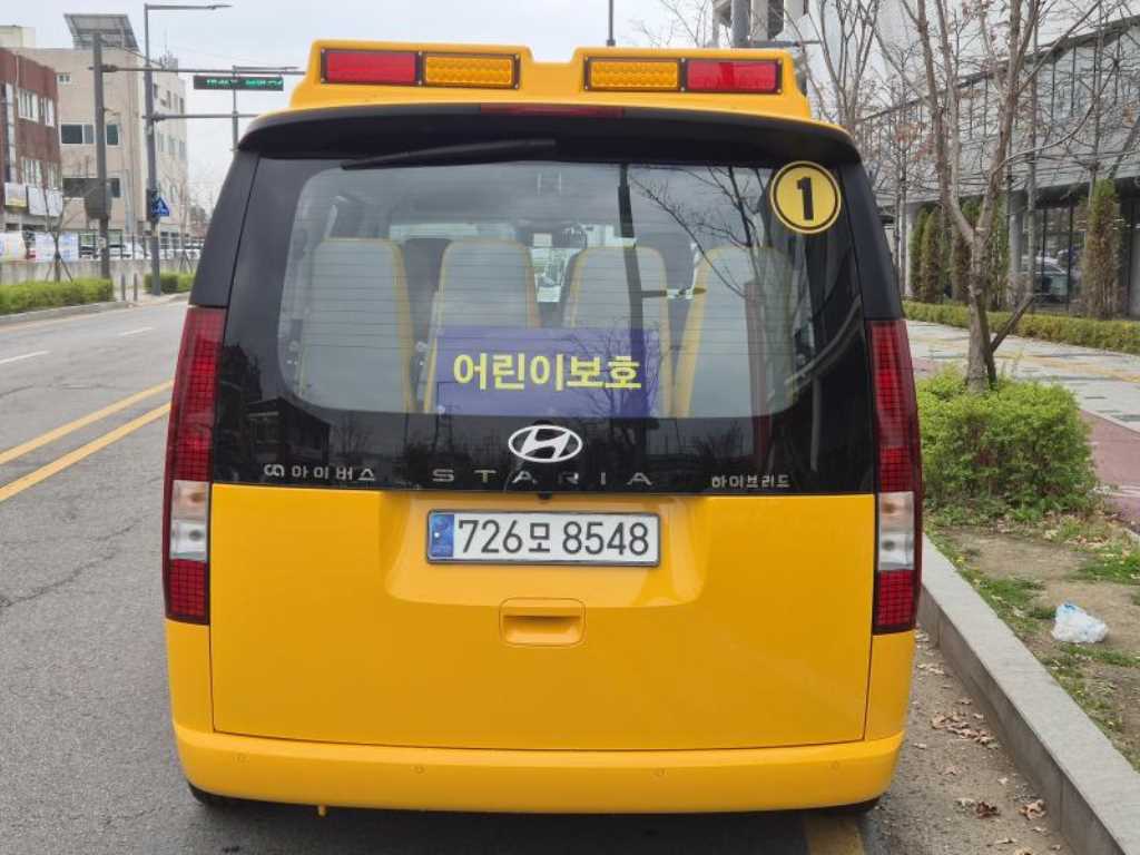 HYUNDAI Staria - Vista 7