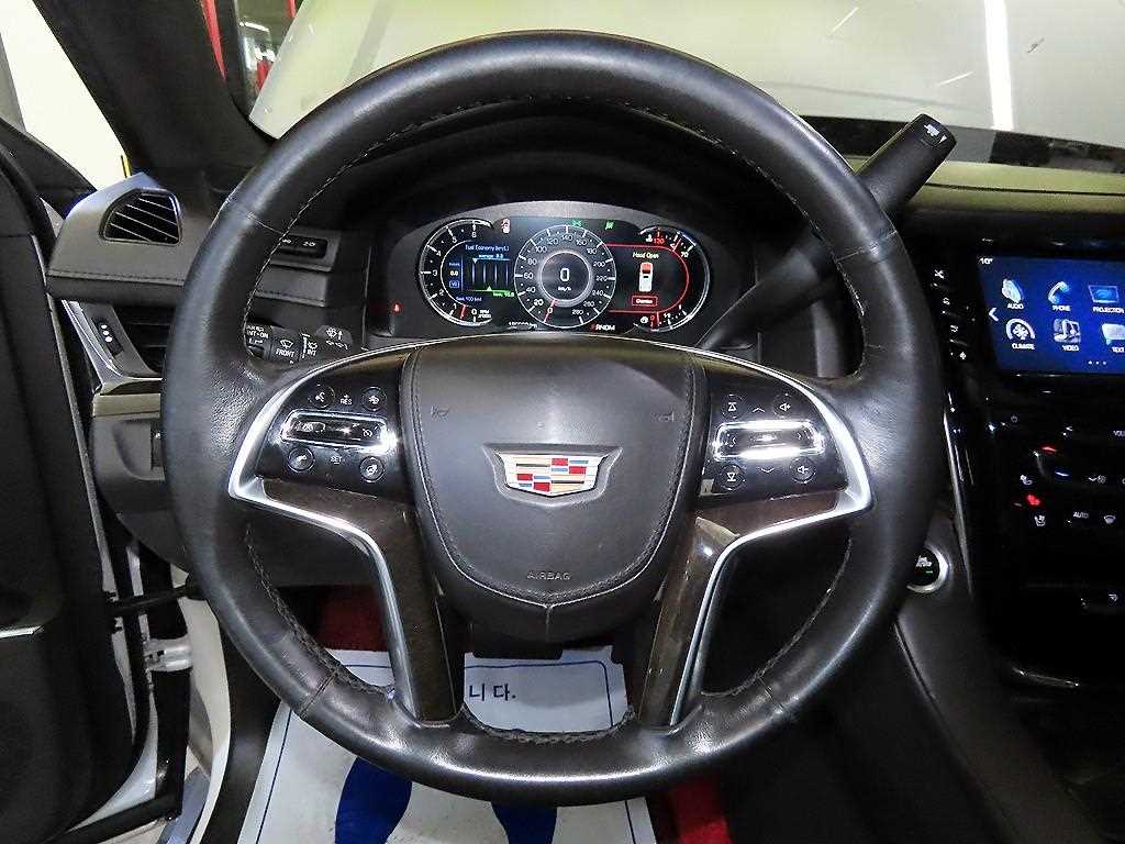 Cadillac Escalade - Vista 8