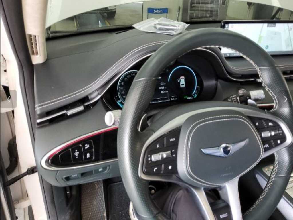 Genesis GV70 - Vista 9