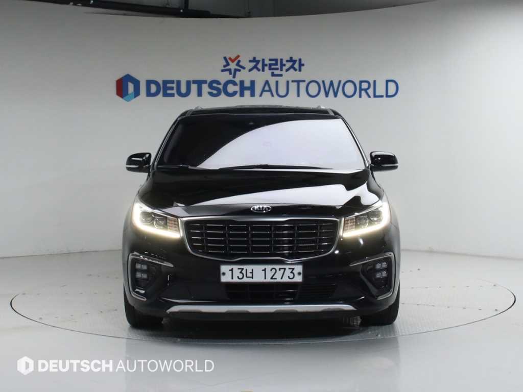 KIA Carnival - Vista 3