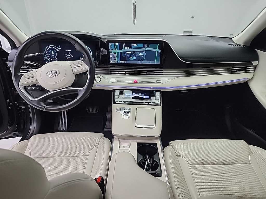 HYUNDAI Grandeur - Vista 7
