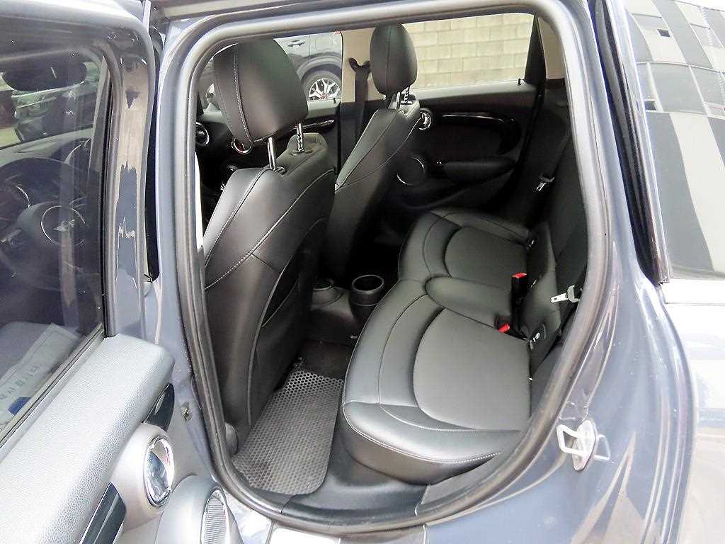 Mini Cooper - Vista 6