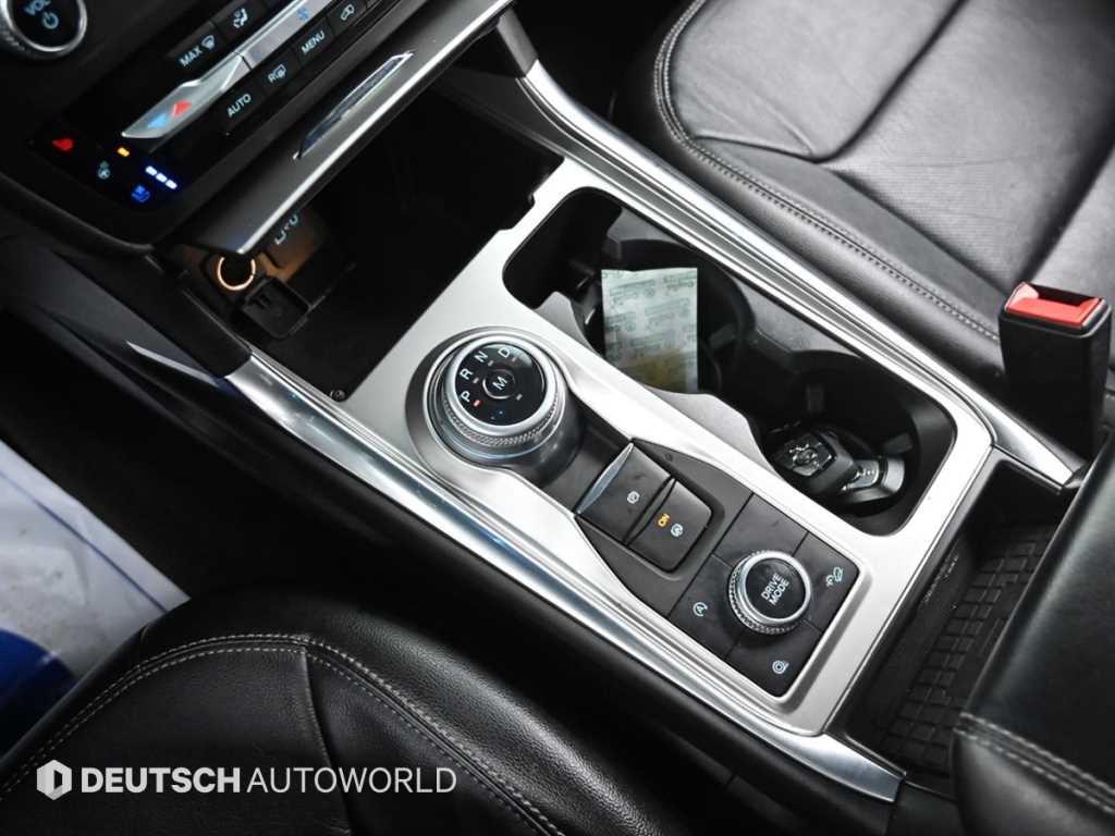 Ford Explorer - Vista 9