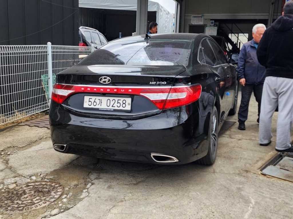 HYUNDAI Grandeur - Vista 4