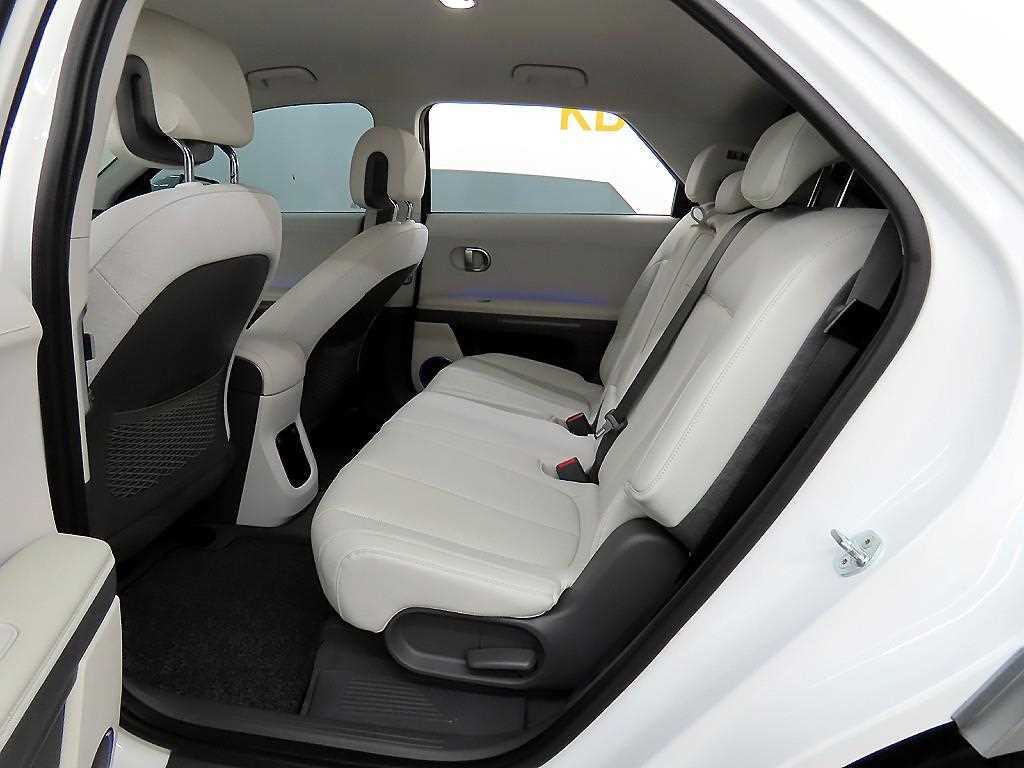 HYUNDAI Ioniq 5 - Vista 6