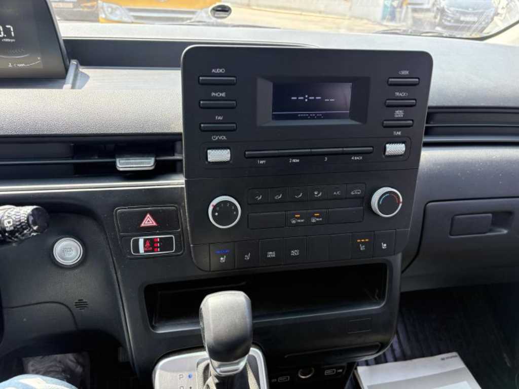 HYUNDAI Staria - Vista 9