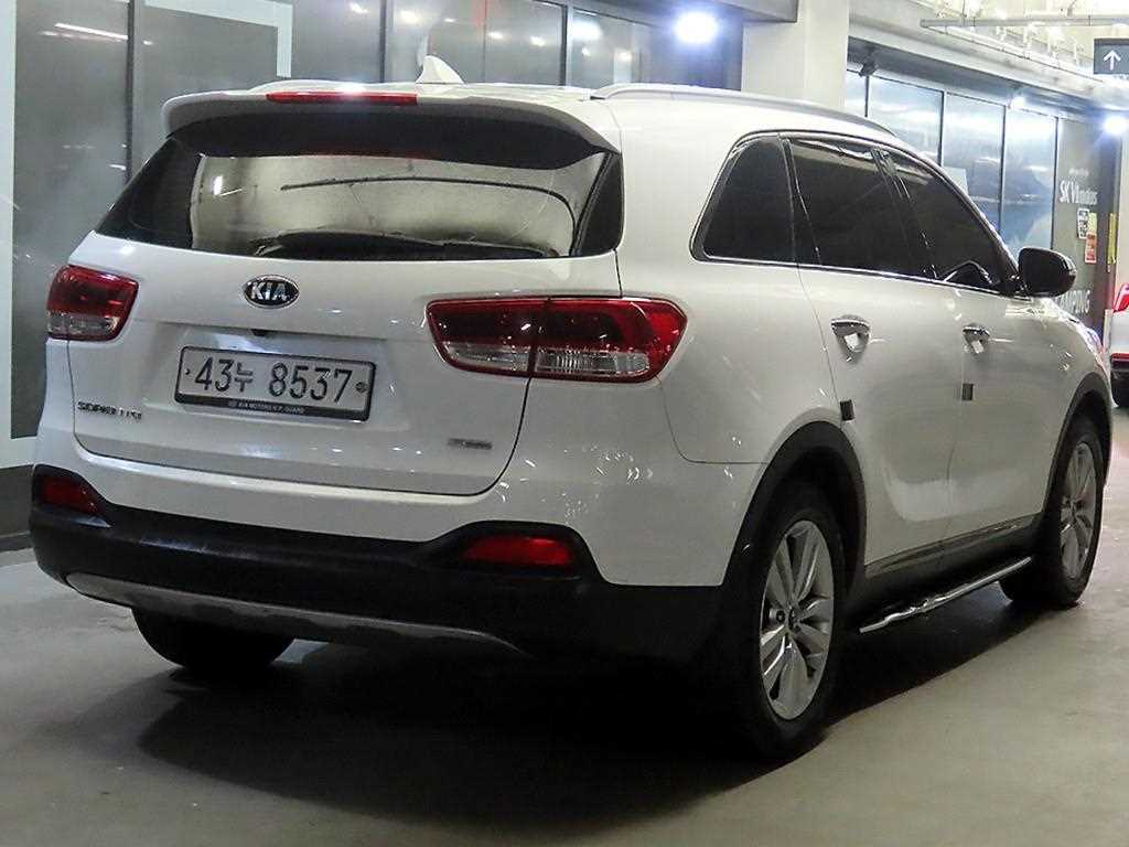 KIA Sorento - Vista 4