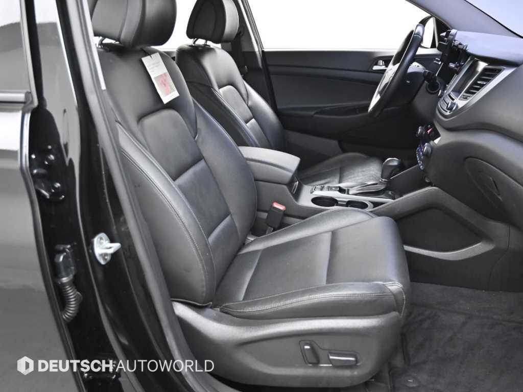 HYUNDAI Tucson - Vista 10