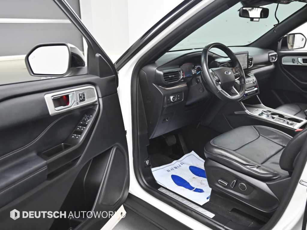 Ford Explorer - Vista 11