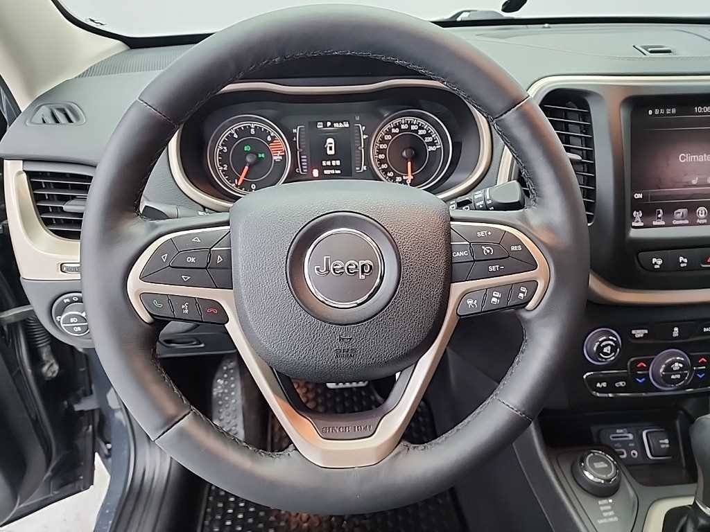 Jeep Cherokee - Vista 9