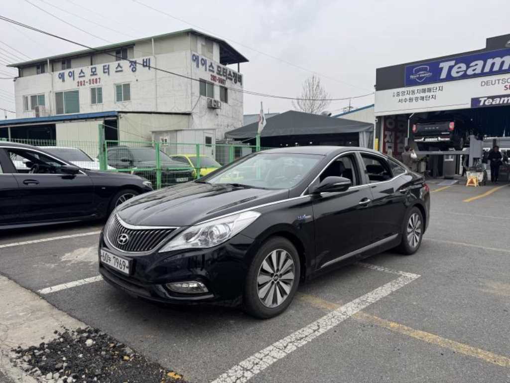 HYUNDAI Grandeur 2015 Negro - Importación desde Corea - HF Imports Iquique - Foto 1