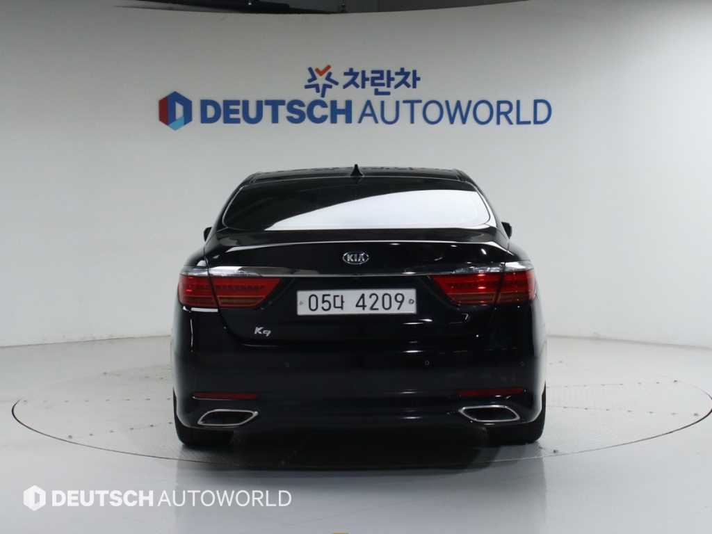 KIA K9 - Vista 4