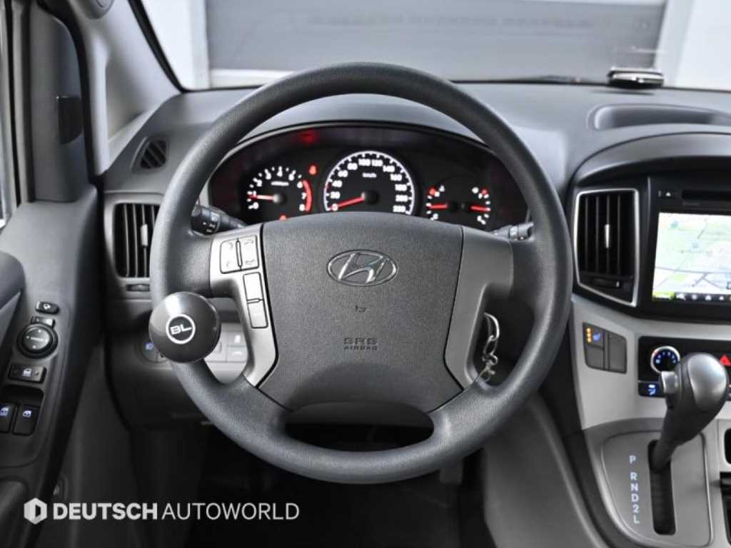 HYUNDAI Starex 2019 Gris - Importación desde Corea - HF Imports Iquique - Foto 13