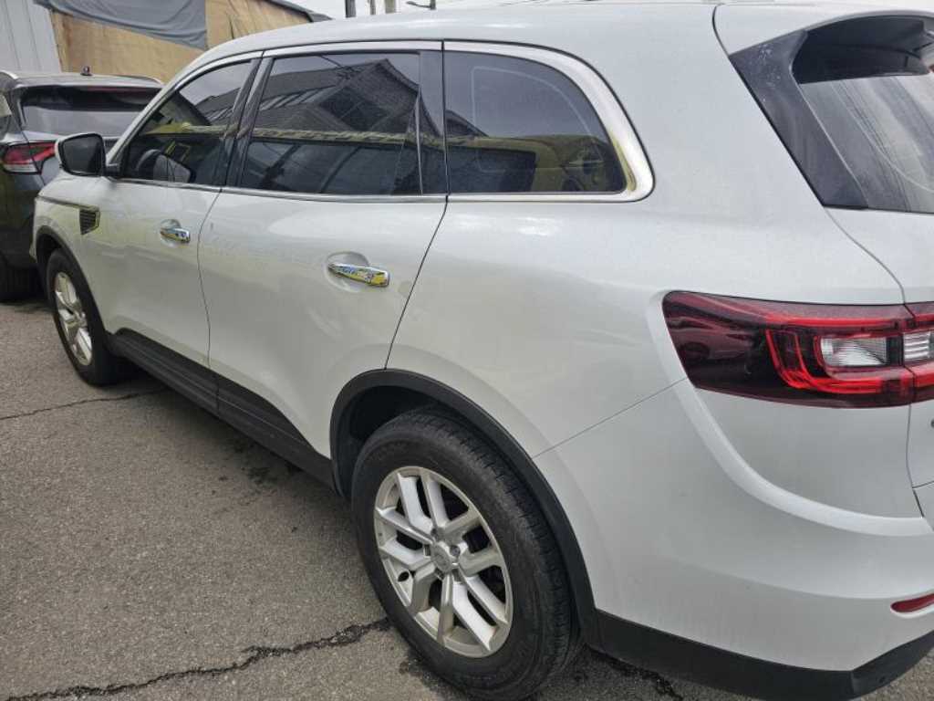 SAMSUNG QM6 - Vista 2