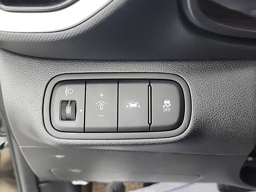 HYUNDAI Venue 2020 Negro - Importación desde Corea - HF Imports Iquique - Foto 16