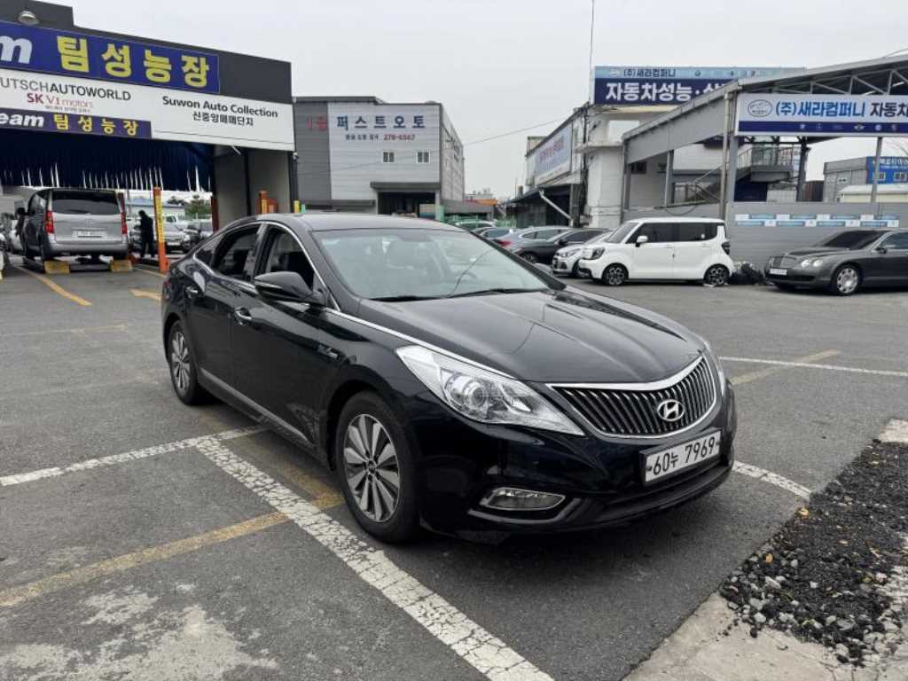 HYUNDAI Grandeur - Vista 6