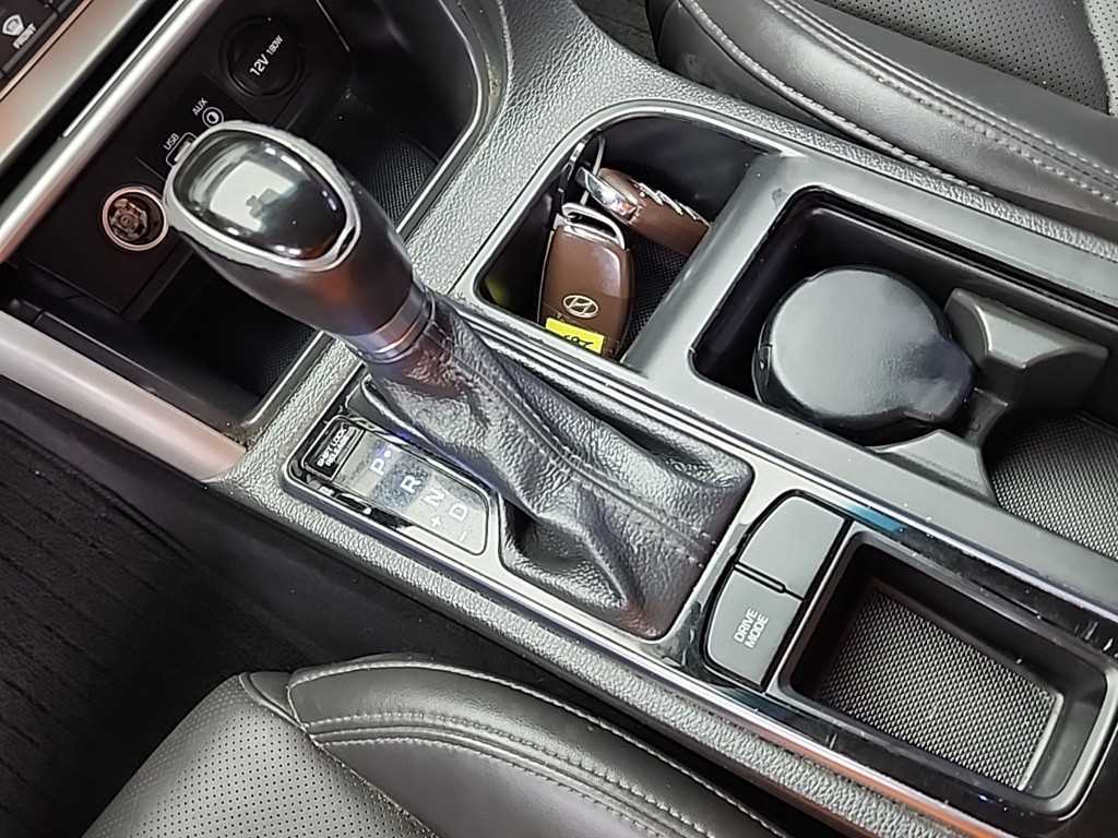 HYUNDAI Sonata - Vista 8