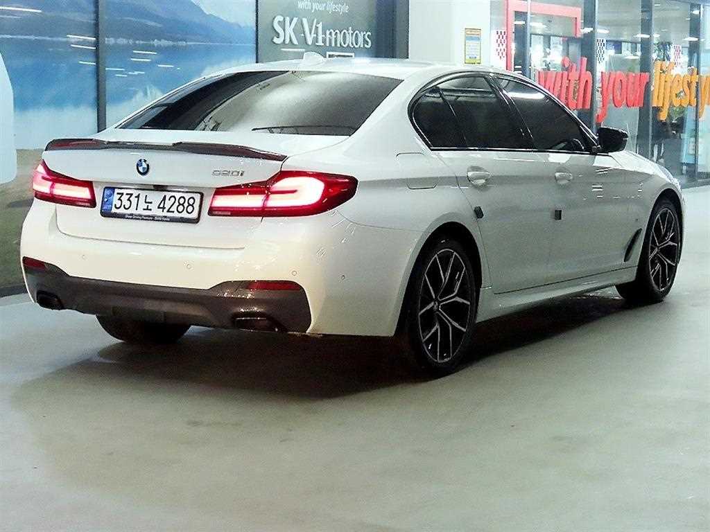 BMW 5 Series - Vista 5