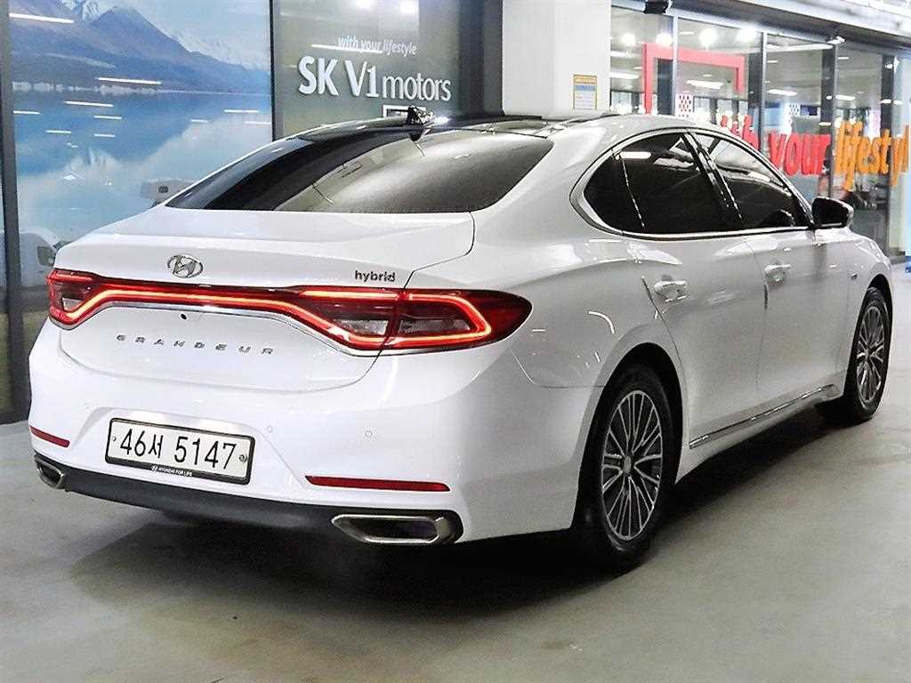 HYUNDAI Grandeur - Vista 4