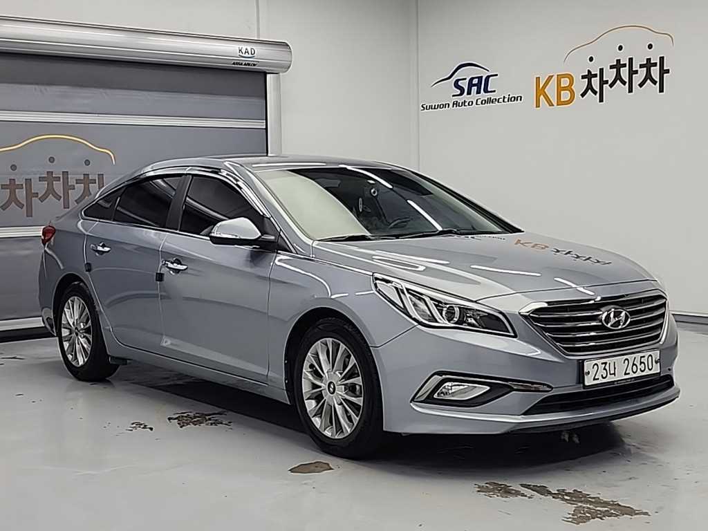 HYUNDAI Sonata - Vista 4