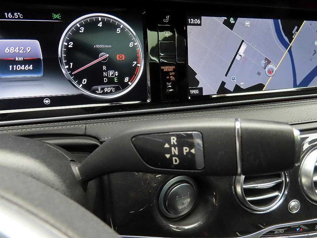 Mercedes Benz S Class - Vista 10