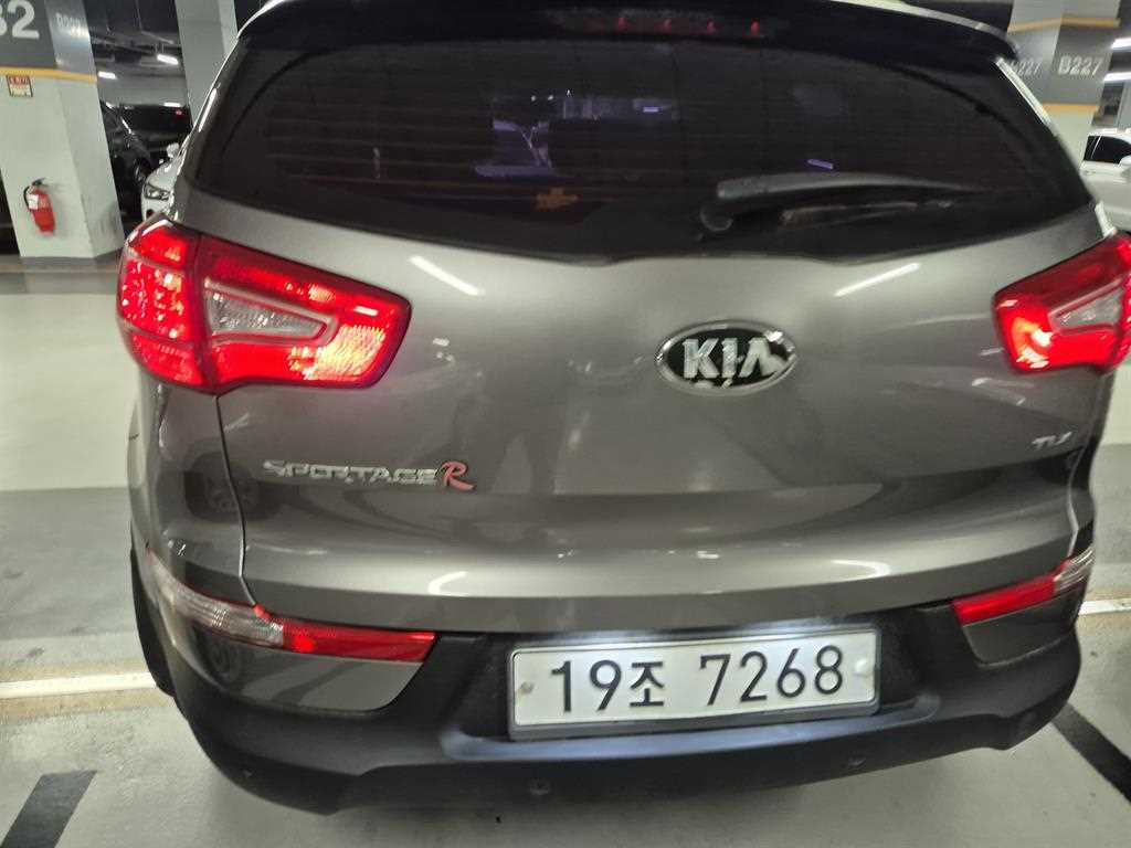 KIA Sportage - Vista 4
