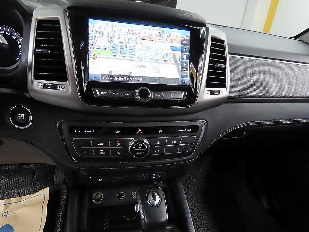 Ssangyong Rexton 2019 Gris - Importación desde Corea - HF Imports Iquique - Foto 14