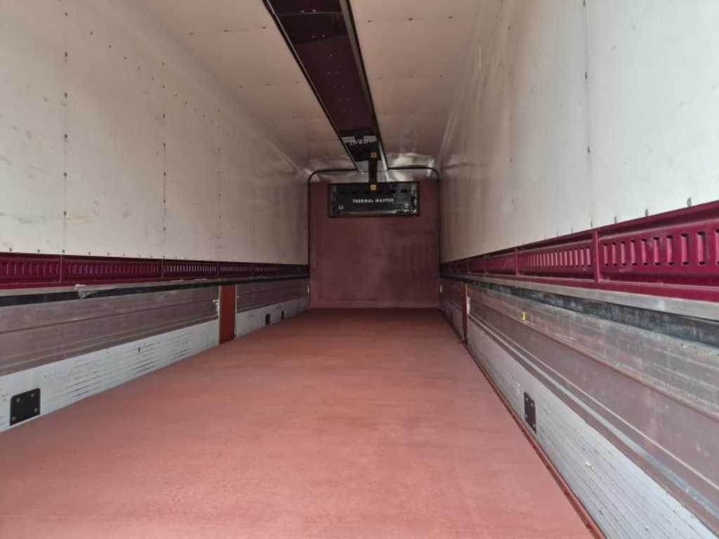 medium and large cargo truck - Vista 7