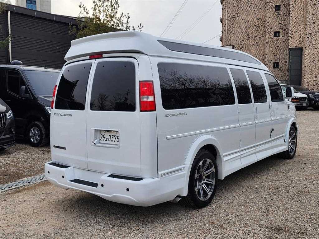 Chevrolet Express van - Vista 4