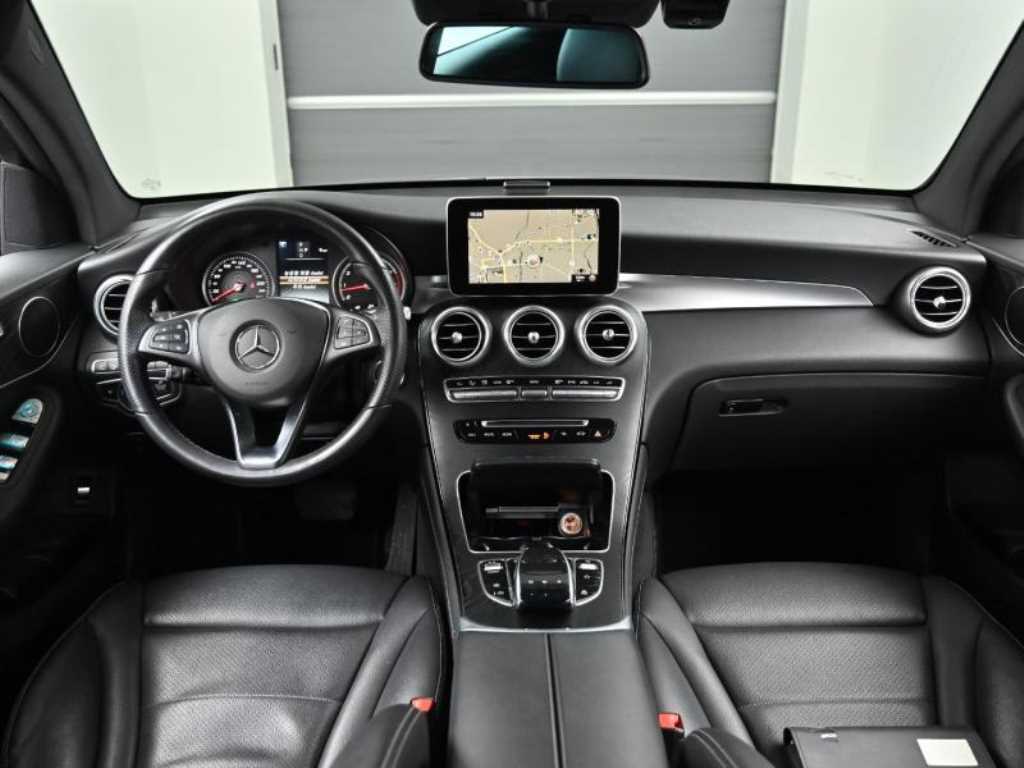 Mercedes Benz GLC Class - Vista 7