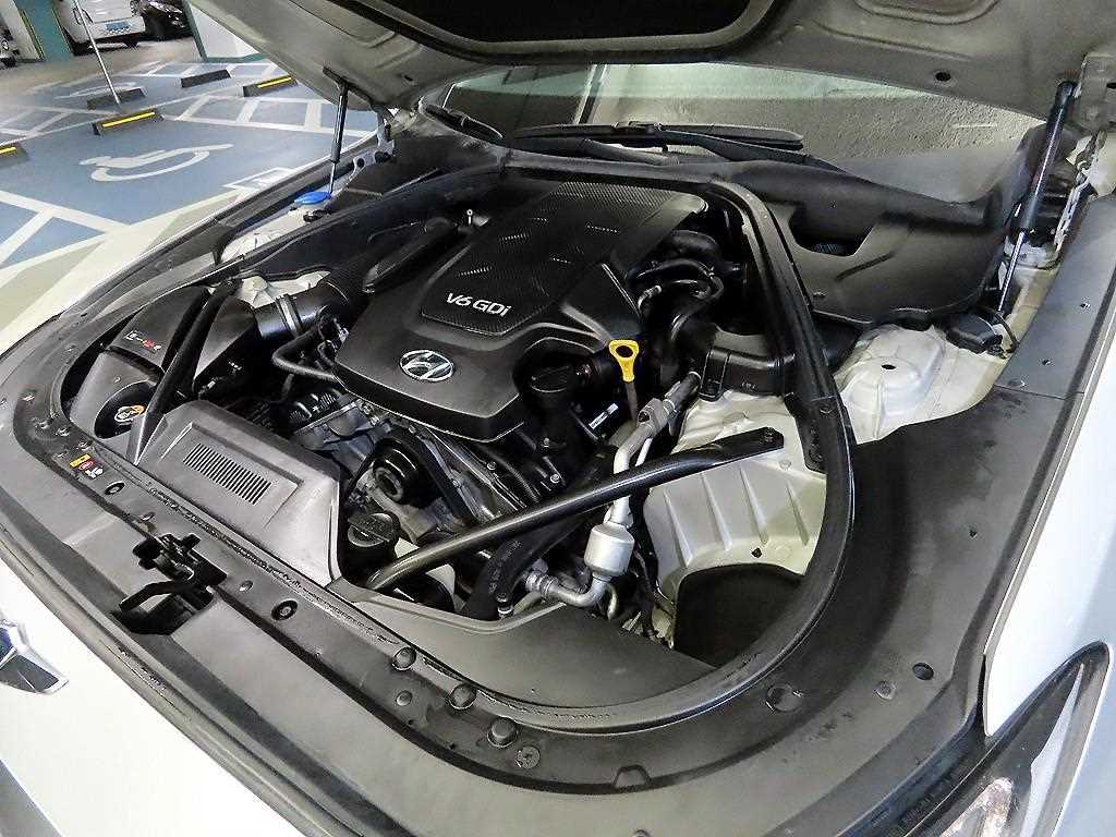 HYUNDAI Genesis 2015 Plateado - Importación desde Corea - HF Imports Iquique - Foto 19