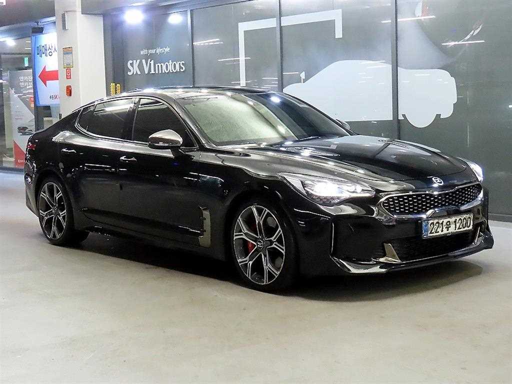 KIA Stinger 2018 Negro - Importación desde Corea - HF Imports Iquique - Foto 1