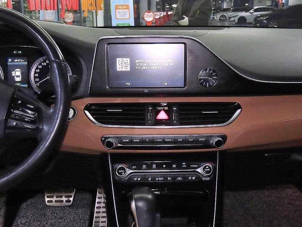 HYUNDAI Grandeur - Vista 11