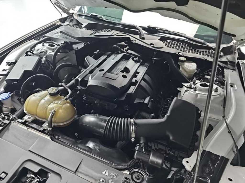 Ford Mustang 2021 Blanco - Importación desde Corea - HF Imports Iquique - Foto 18