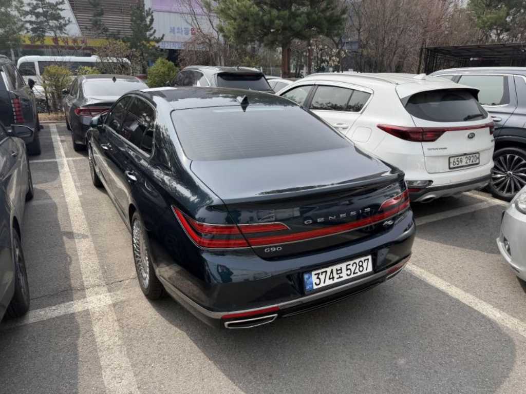 Genesis G90 - Vista 2