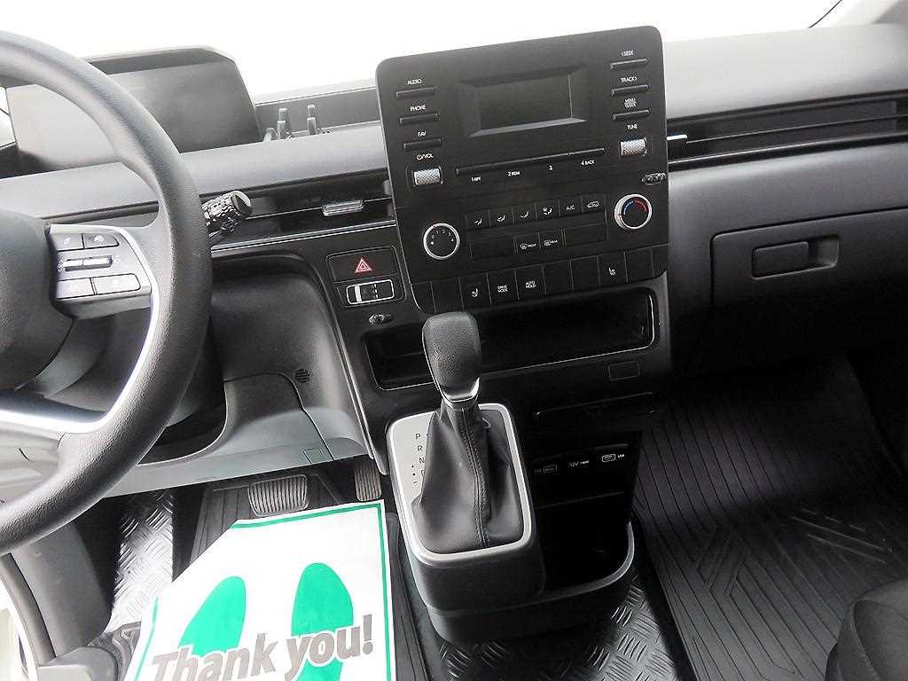 HYUNDAI Staria 2022 Blanco - Importación desde Corea - HF Imports Iquique - Foto 13