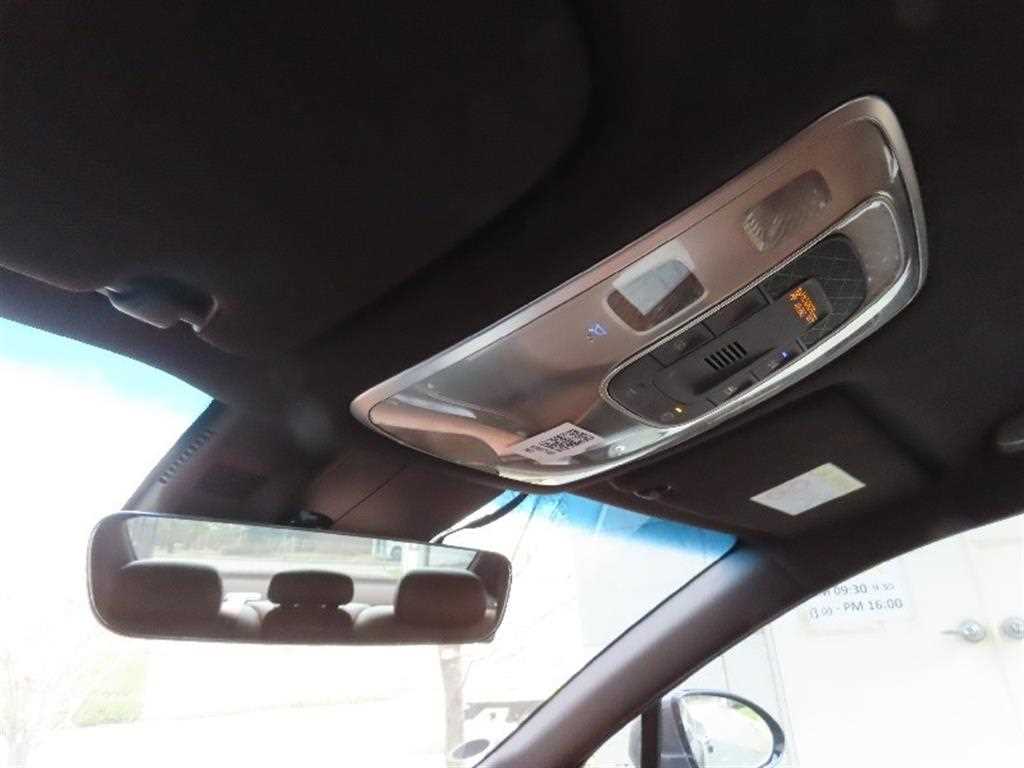 Genesis G80 - Vista 10