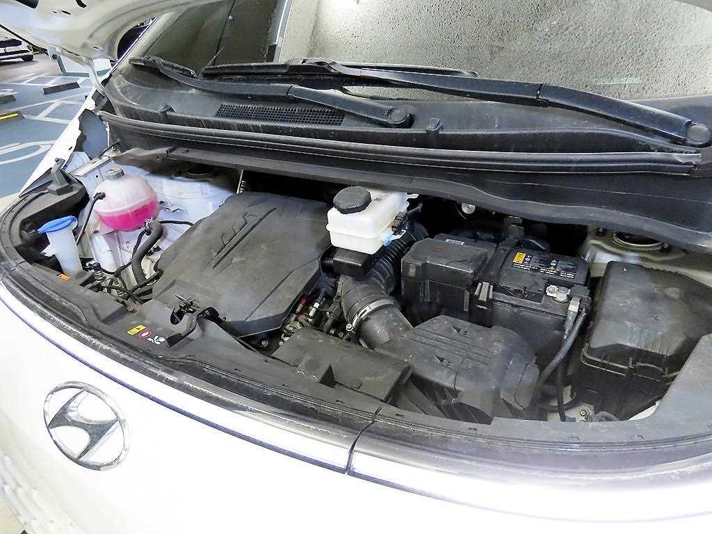 HYUNDAI Staria 2023 Blanco - Importación desde Corea - HF Imports Iquique - Foto 19