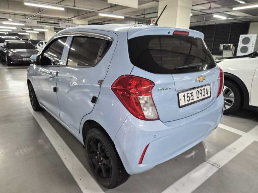 Chevrolet Spark - Vista 3