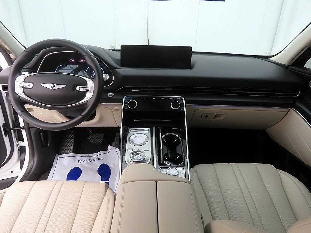 Genesis GV80 - Vista 9