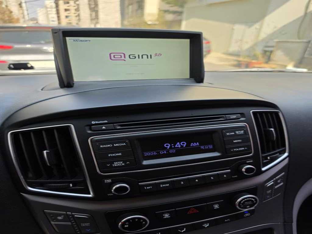 HYUNDAI Starex - Vista 3