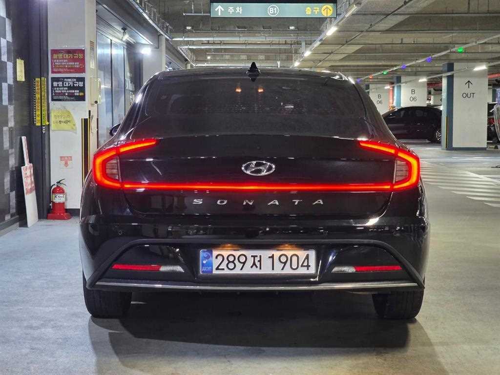 HYUNDAI Sonata - Vista 5