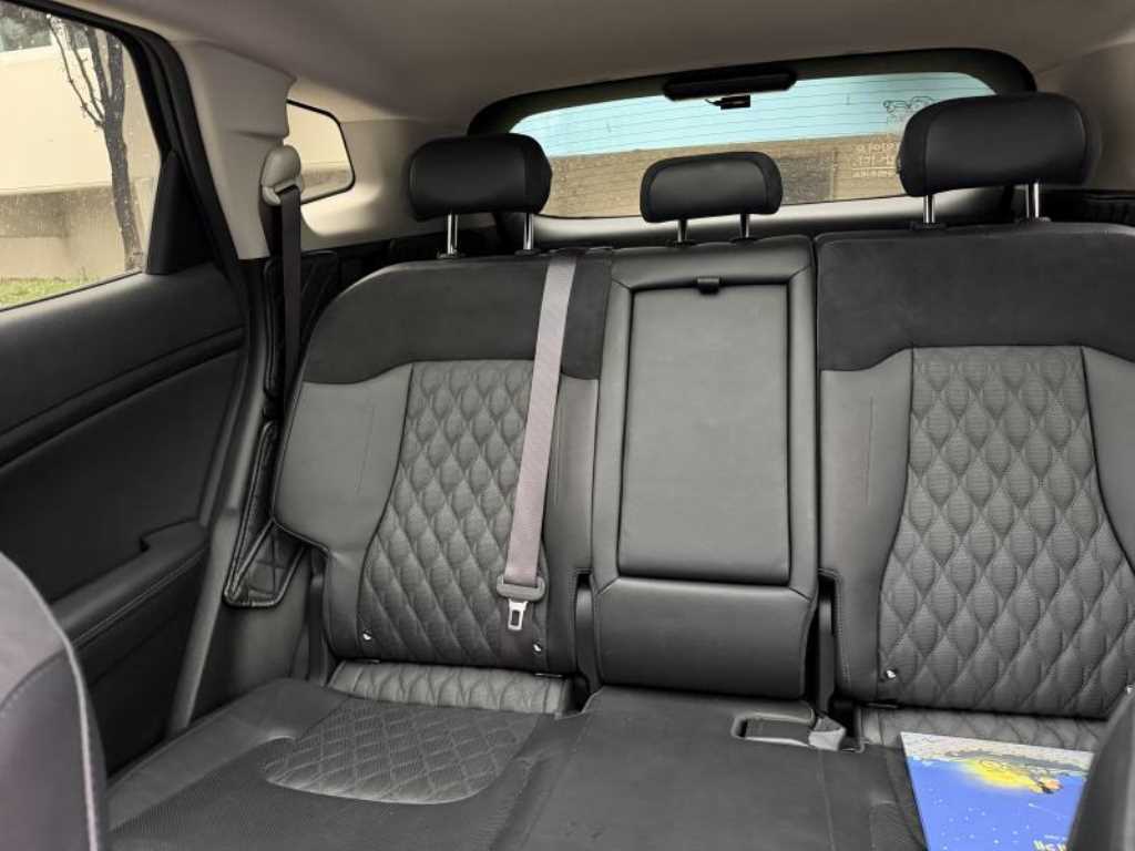 KIA Sportage - Vista 5