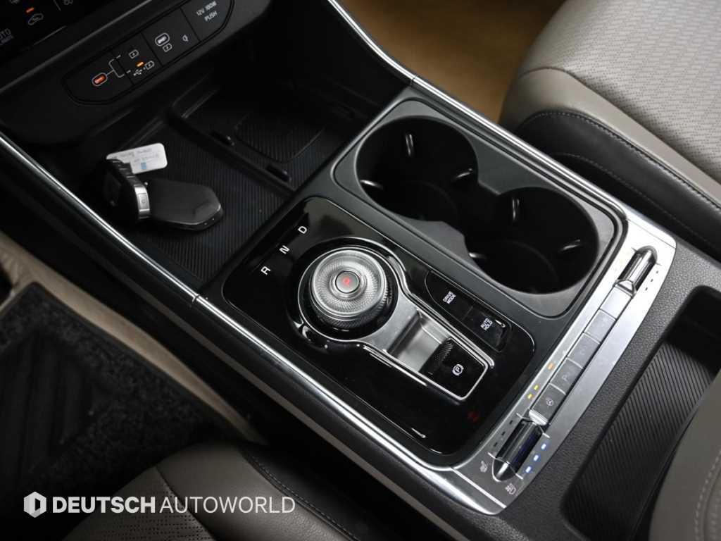 KIA Carnival - Vista 9